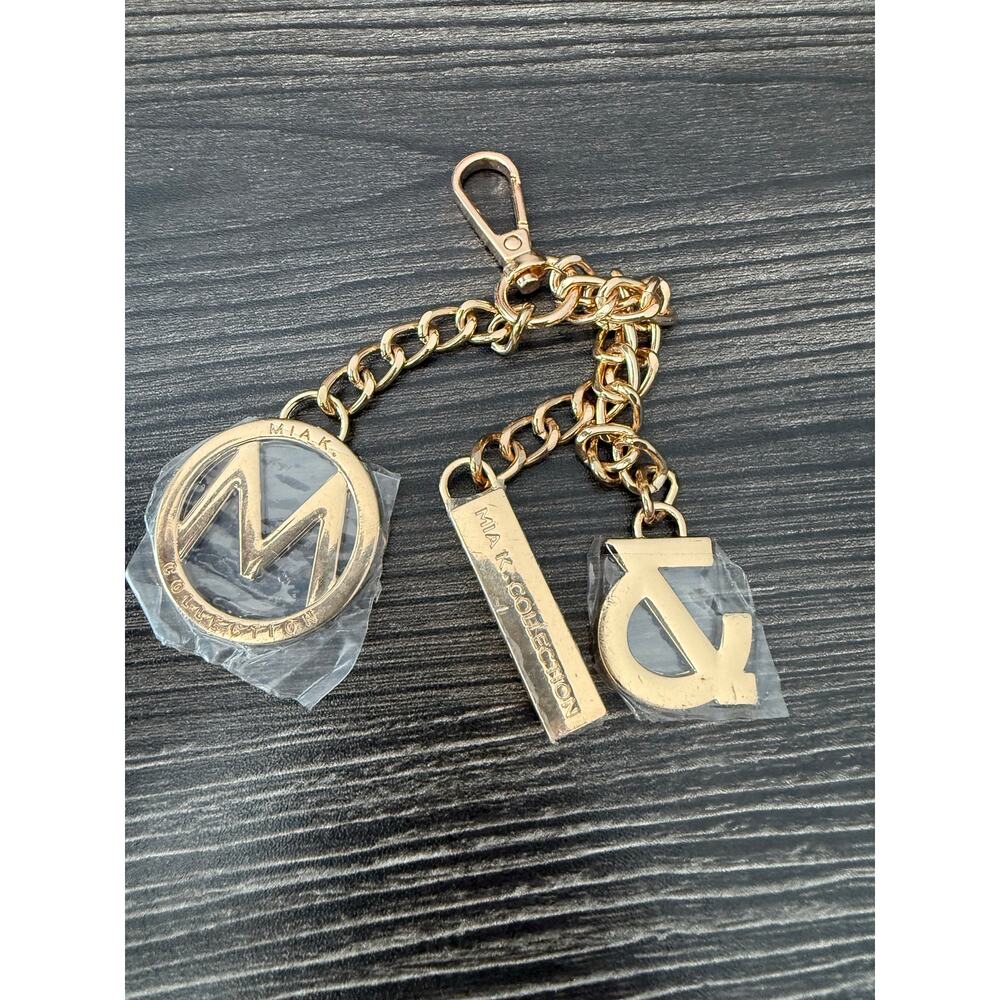 6/$25 NWOT MIA K. Collection Gold Dangle Keychain/Purse Charm